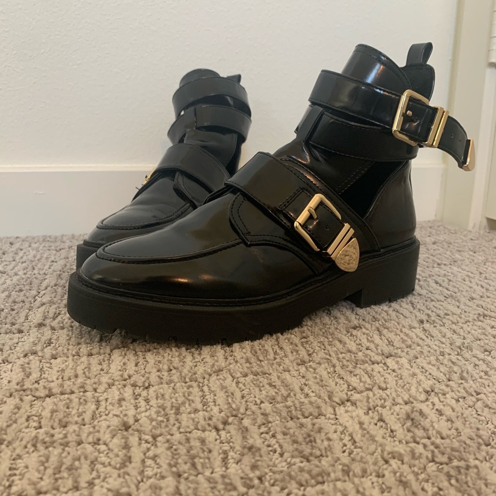 River island black and gold leather boots